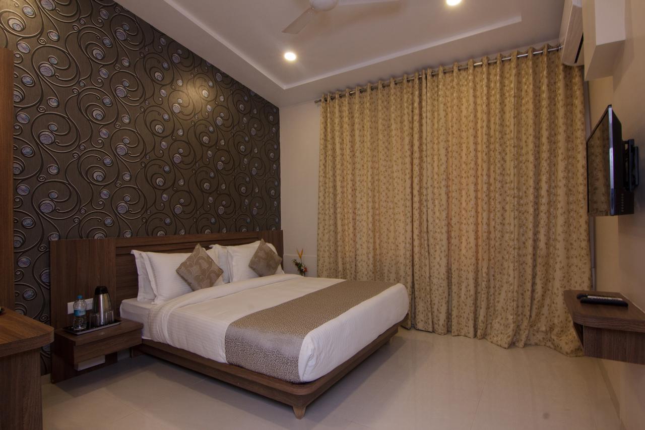 Sunshine Resort Lonavala Luaran gambar