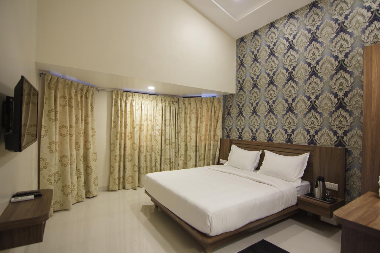 Sunshine Resort Lonavala Luaran gambar